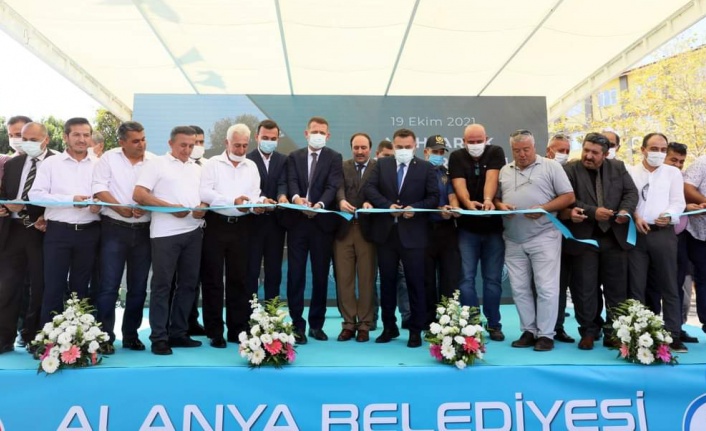 Alanya'da muhtar ofislerine toplu açılış