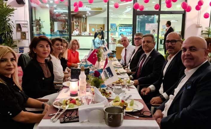 ALSİAD’dan Cumhuriyet yemeği