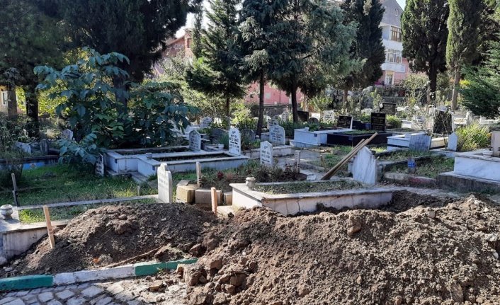 Aşı olmayan ailede 1 haftada 3 kişi vefat etti