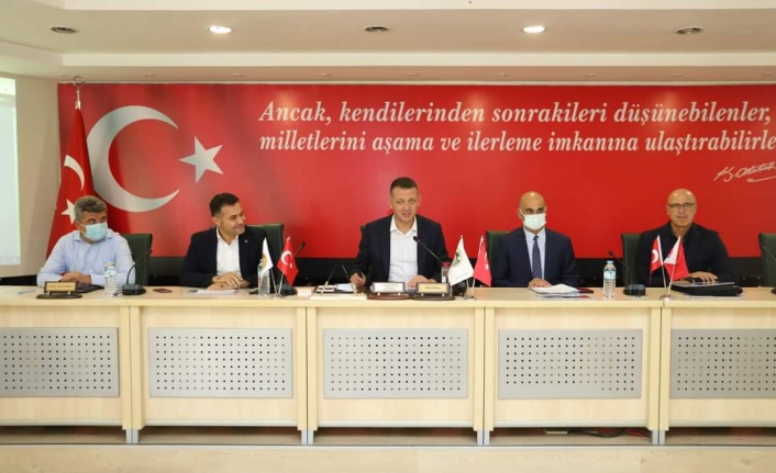 Dünyanın en büyük açık su yüzme yarışı Alanya'da yapılacak