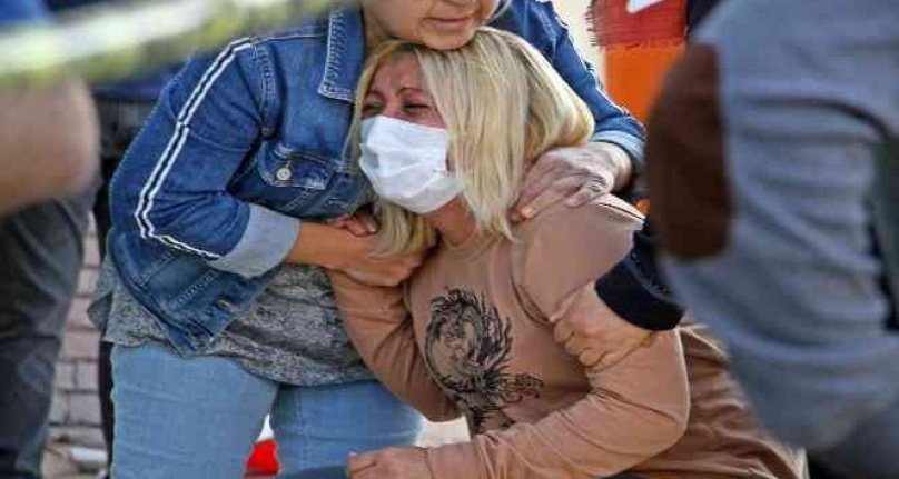 Soyguncunun öldürdüğü kuyumcu çalışanının eşi ve oğlunun feryatları yürek dağladı