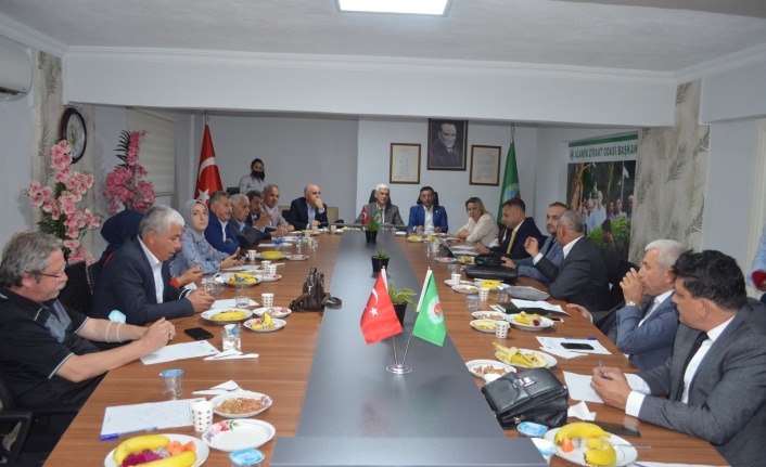 19 Ziraat Odası Başkanı Alanya'da toplandı