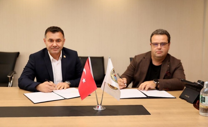 Alanya’da budama atıkları gübreye dönüşüyor