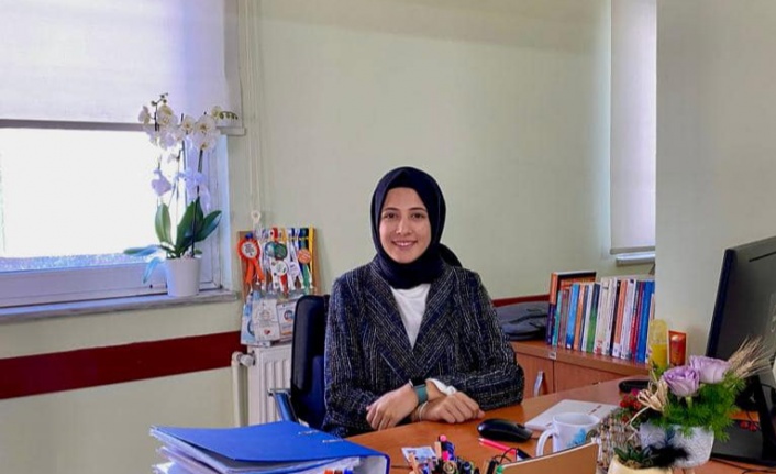 Alanyalı ismin kızı öğretim görevlisi oldu