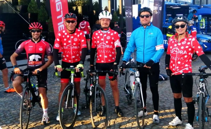 Antalyaspor UCI Gran Fondo’yu 3 madalya İle tamamladı