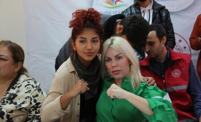 AÜ Rektörü Özkan: “Akdeniz Üniversitesi olarak biz büyük bir aileyiz”