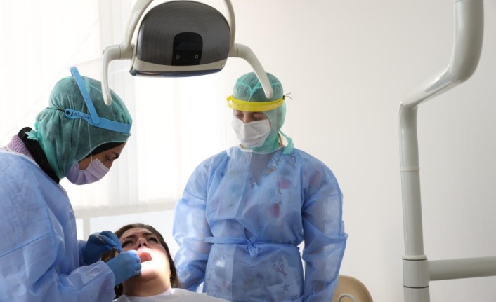 Büyükşehir’de çocukların ardından yetişkinlerde ücretsiz diş tedavisi olacak