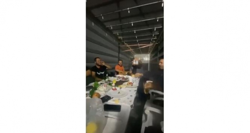 Tır dorsesindeki çilingir sofralı alem, sürücüleri şaşkına çevirdi