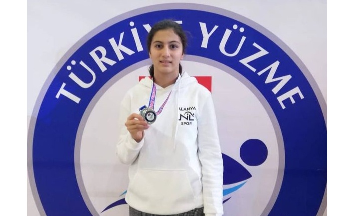 Alanya’ya gururu yaşattılar