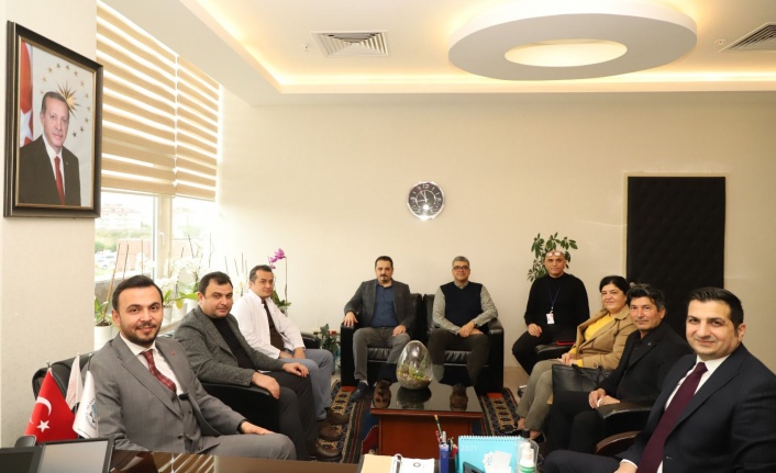 Başkan Toklu'dan sağlık çalışanlarına anlamlı ziyaret