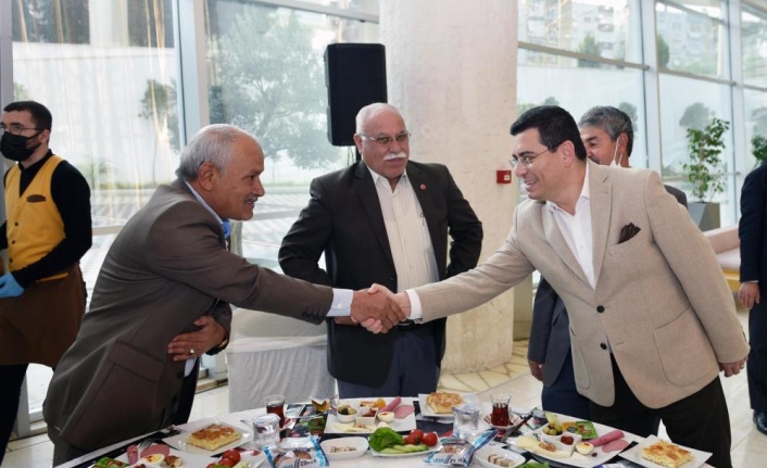 Başkan Tütüncü, farklı illerden gelen yörük derneklerini ağırladı