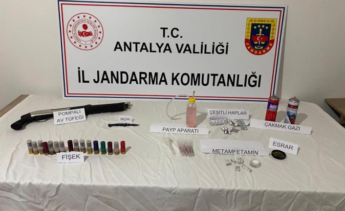 Firari uyuşturucu taciri yakalandı