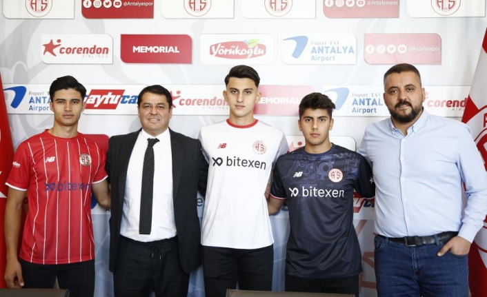 FT Antalyaspor'dan altyapıdan yetişen 3 gence imza