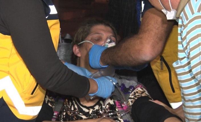 İki katlı binada çıkan yangında can pazarı