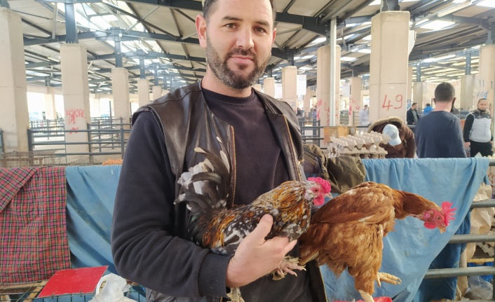 Köy tavuğu satışları patladı