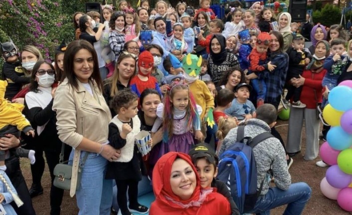 Oyuncak ve Sanat Atölyesi’nde anne ve çocuklar buluşuyor