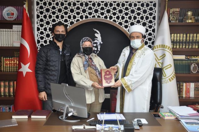 Rus uyruklu kadın Alanya'da Müslüman oldu