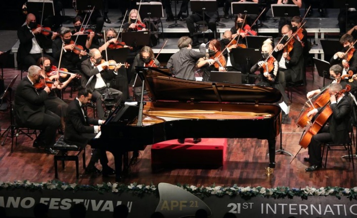 Uluslararası Antalya Piyano Festivali'nde senfonik gece