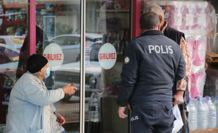 Yaşlı kadına temizlikçi şoku