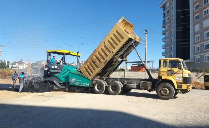 Alanya Belediyesi asfalt atağını 2022’de de sürdürüyor 
