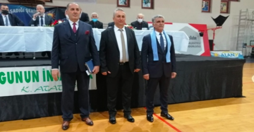 Alanya'da minibüsçüler yeni başkanını seçiyor