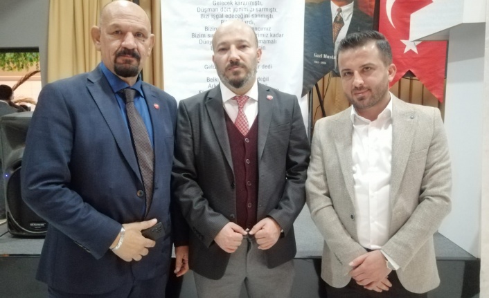 AP, Alanya’da örgütleniyor