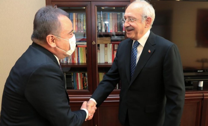 Başkan Böcek, Ankara'da Kılıçdaroğlu ve Akşener ile bir araya geldi
