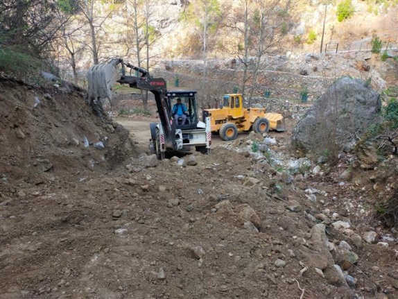 Kırsal mahallelerde çalışmalar sürüyor