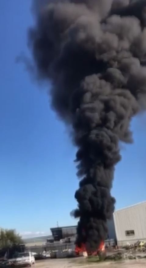 Korkutan hurdalık yangını