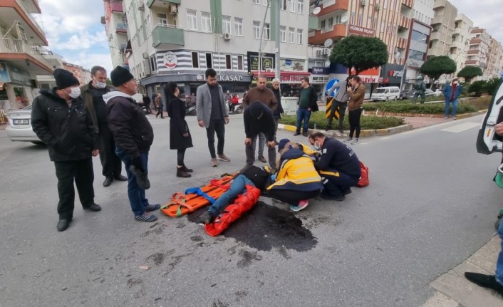 Otomobil ile motosiklet kavşakta çarpıştı: 1 yaralı