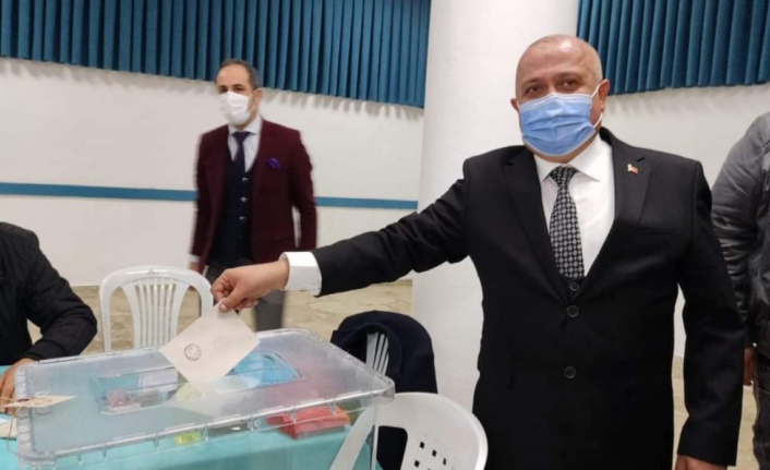 Velittin Yenialp güven tazeledi