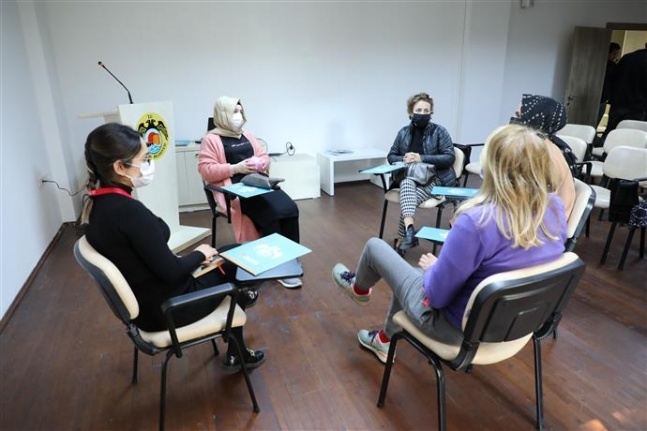 Alanya'da engelli yakınları hem moral hem destek buluyor