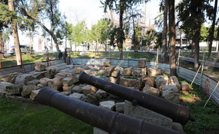 Büyükşehirin Hıdırlık Kulesi’nde arkeolojik kazıları devam ediyor