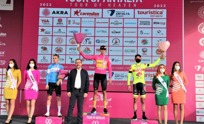 Tour of Antalya sona erdi, Bakan Kasapoğlu dereceye giren sporcuları tebrik etti