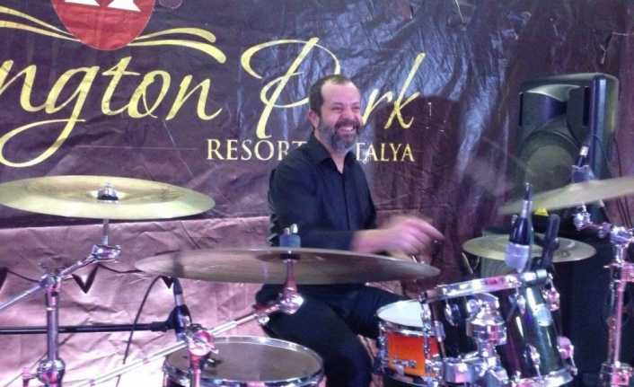 Ünlü isimlere ses sistemi kuran müzisyen kalp krizine yenik düştü