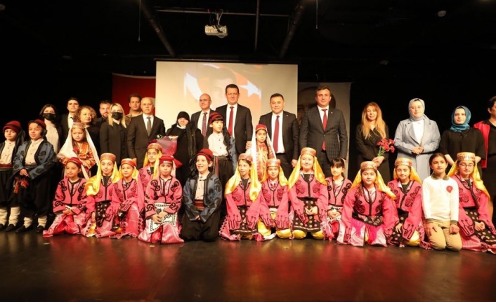 Alanya Kültür Merkezi’nde ‘Zafer’ coşkusu