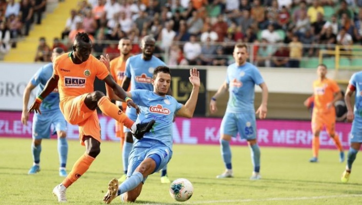 Alanyaspor'un Rizespor maçı hazırlıkları başladı