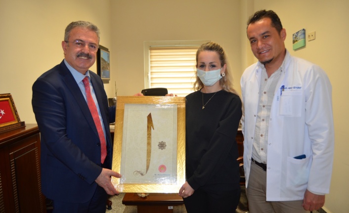 Cumhurbaşkanlığı Üyesi Çoşkun'dan ALKÜ EAH'ya ziyaret