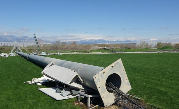 Hortum lüks villaları ve 5 yıldız otellerin antrenman sahalarını vurdu