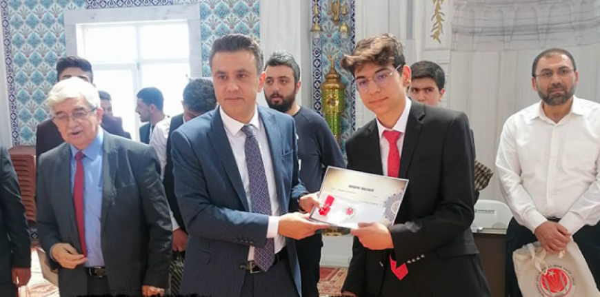 Alanyalı öğrenci birinci oldu