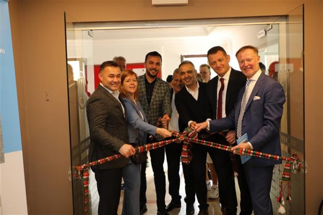 Batıdan Doğuya Asya Sergisi açıldı