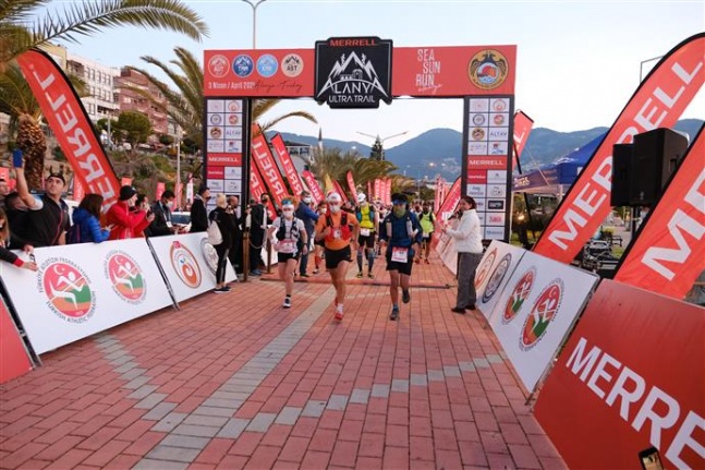 Merrell Alanya Ultra Trail 2022'de 34 ülkeden 703 sporcu yarışacak
