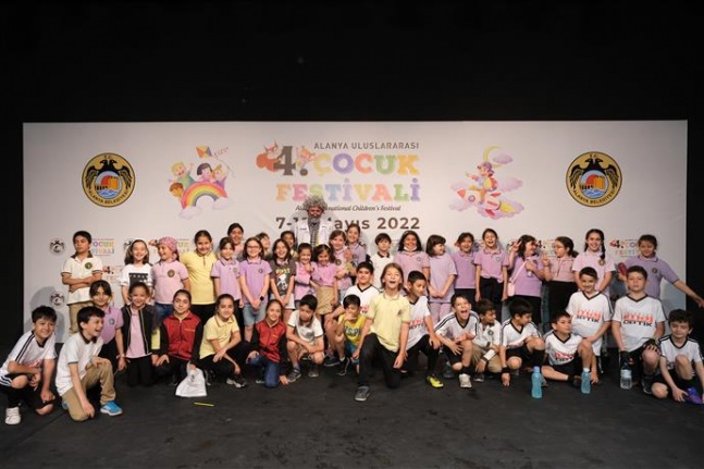 4. Alanya Uluslararası Çocuk Festivali renkli etkinliklerle devam ediyor