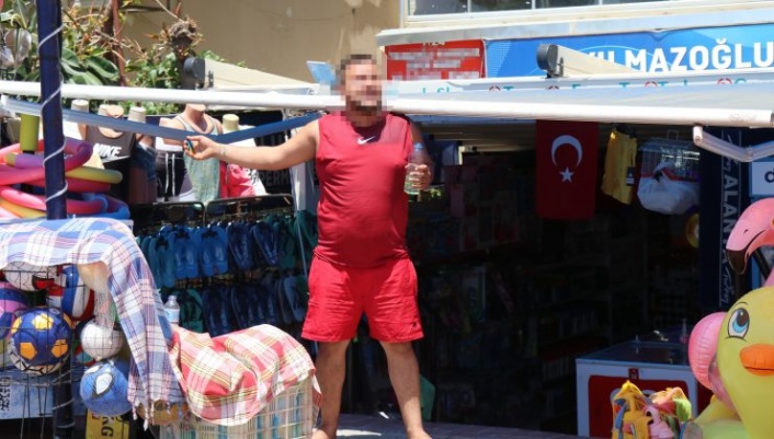 Alanya’da haczi çakmakla engellemek isteyen aileyi polis güçlükle ikna etti