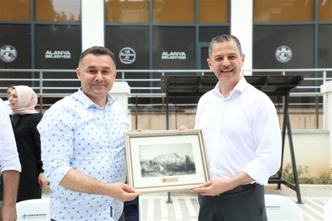 Başkan Yücel Fahri Gürses Destek Eğitim Kursu'ndaki öğrencilerle bir araya geldi