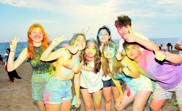 Manavgat’ta Colorfest ve Uçurtma Şenliği