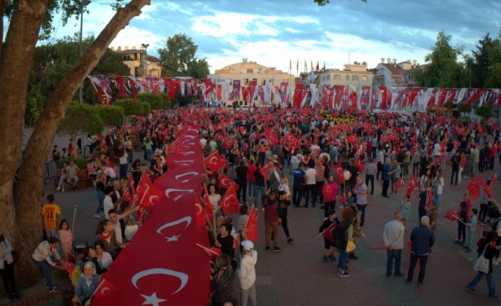 Manavgat’ta fener alaylı 19 Mayıs kutlaması