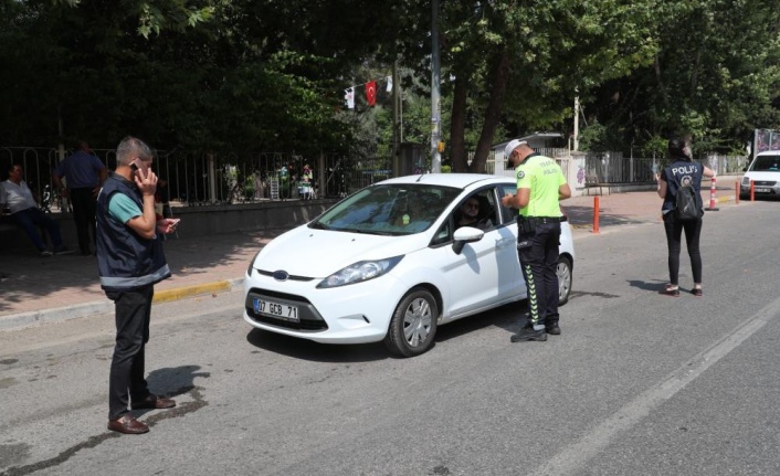 682 personelin katılımı ile yapılan ‘huzur’ uygulamasında 12 kişi yakalandı