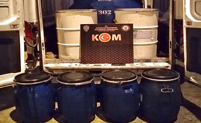 Alanya'da 2 bin 600 litre kaçak akaryakıt ele geçirildi