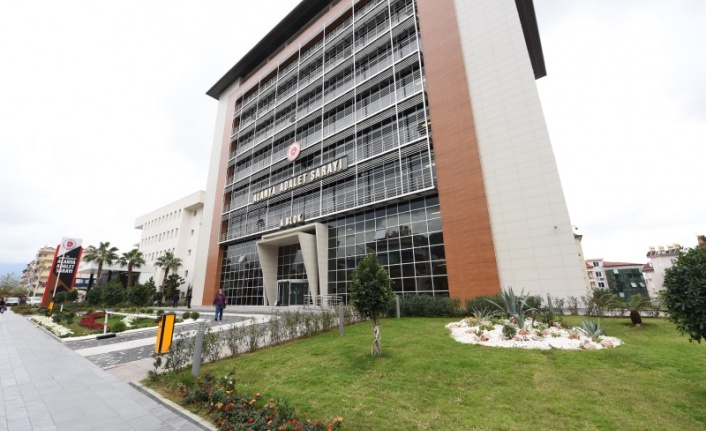 Alanya’da Rus turistin 800 TL’sini gasp eden şüpheli serbest